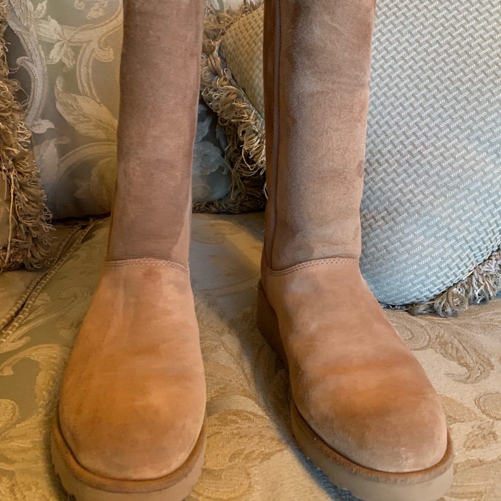 Authentic Uggs